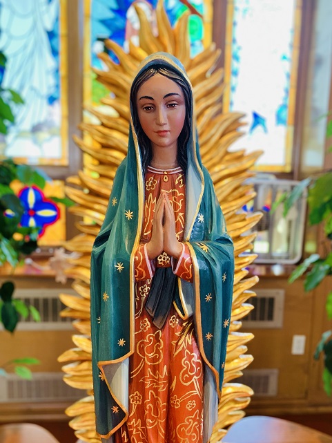 statue of mary